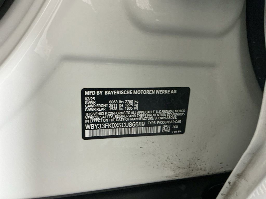 Certified 2025 BMW i5 eDrive40i image 34