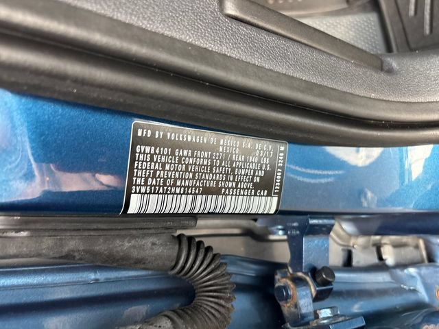 Used 2017 Volkswagen Beetle 1.8T SE FWD image 32
