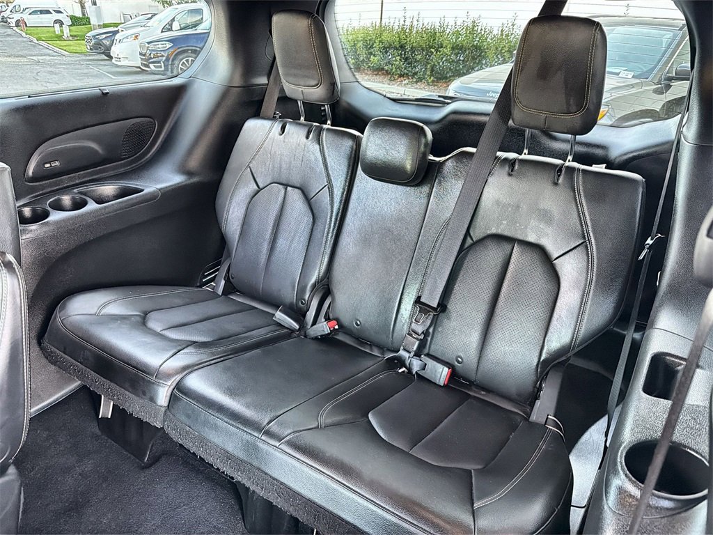 Used 2020 Chrysler Pacifica Touring-L Plus w/ Advanced Safetytec Group image 25