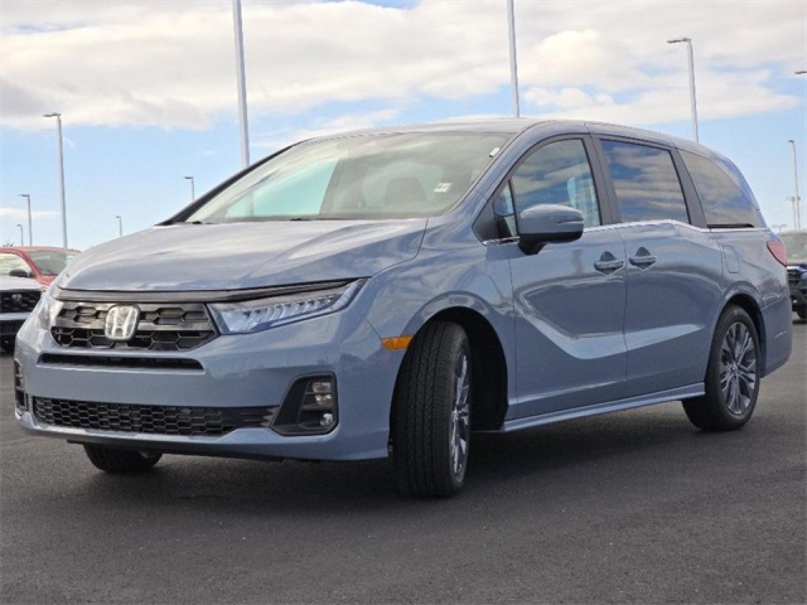 New 2026 Honda Odyssey Touring image 6