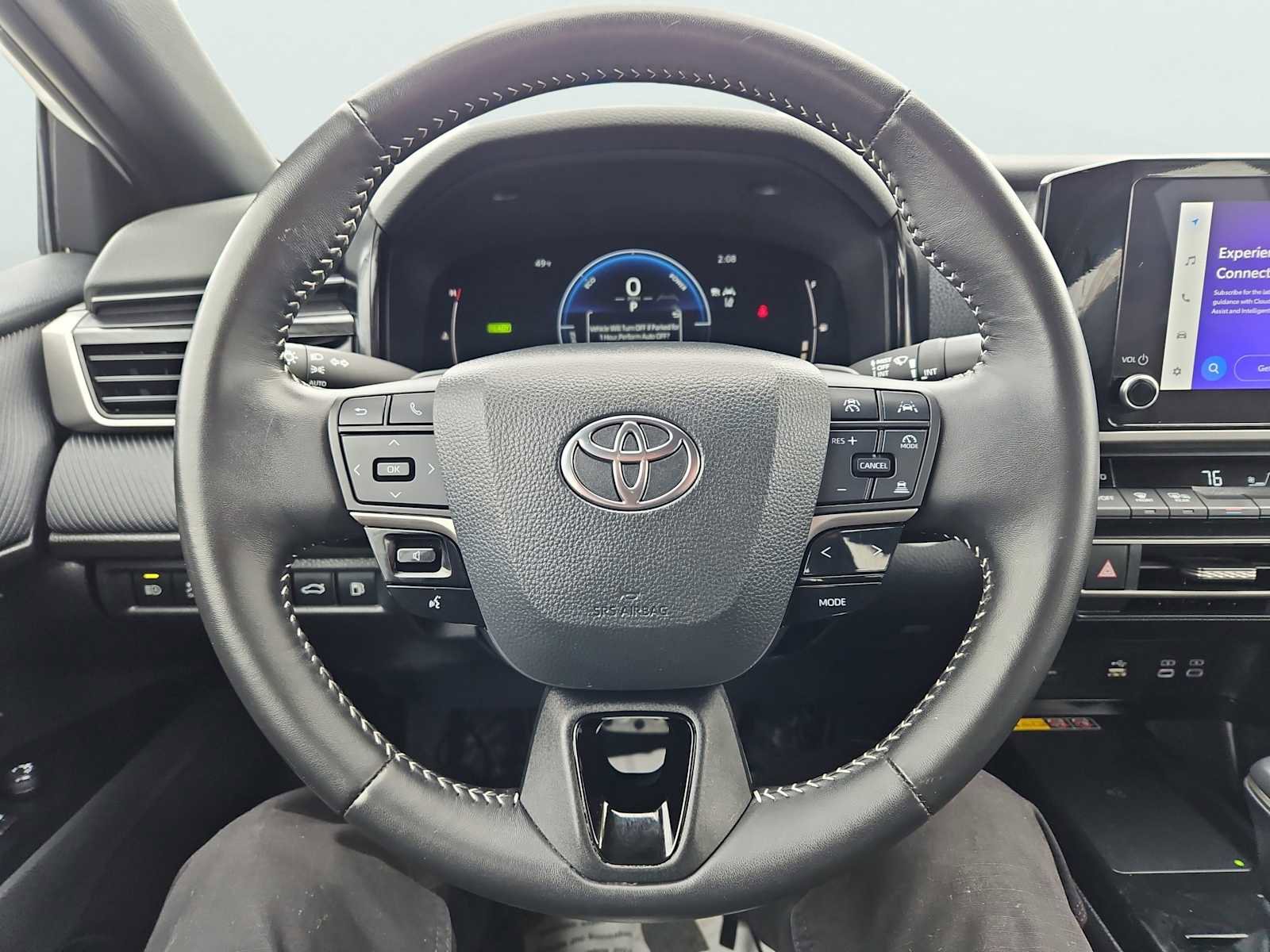 Used 2025 Toyota Camry SE FWD image 28