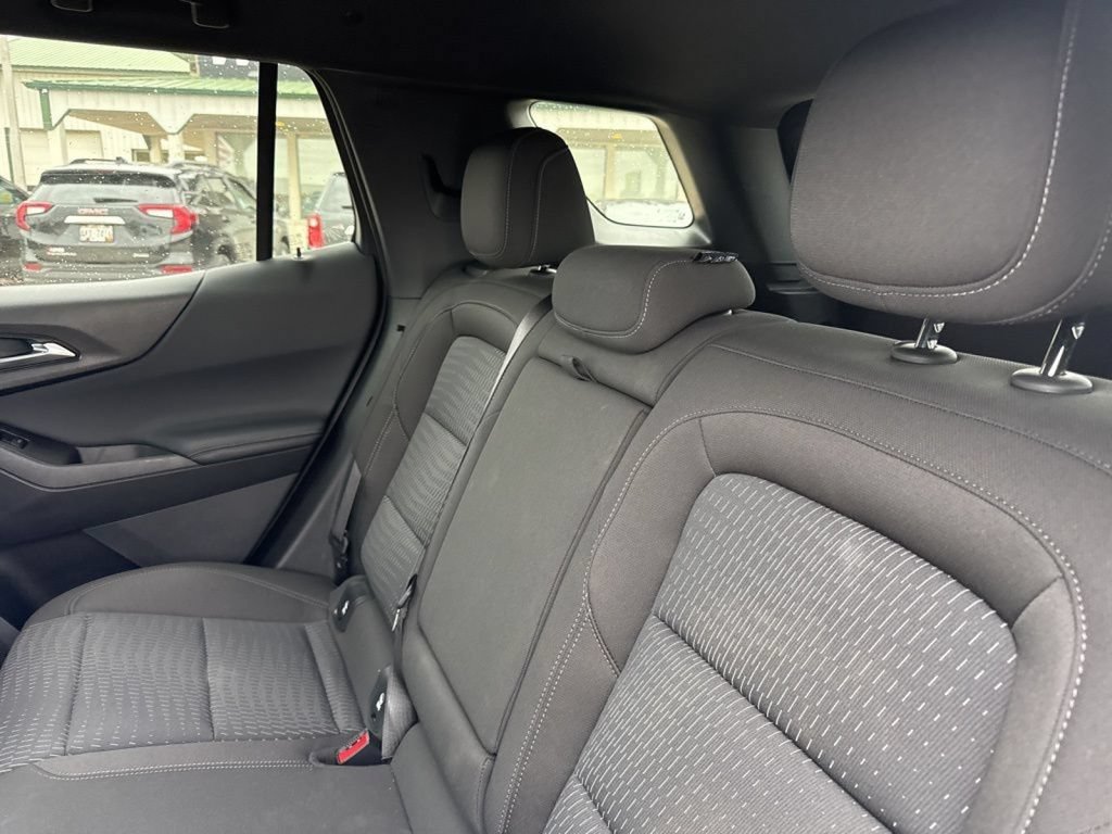 Used 2026 Chevrolet Equinox LT AWD/4WD image 46