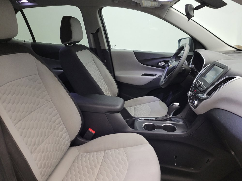 Used 2018 Chevrolet Equinox LS w/ LPO, Cargo Package FWD image 21