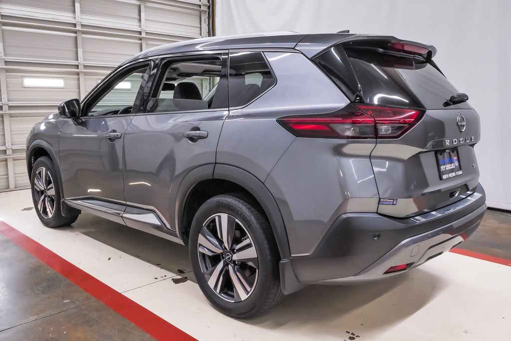 Used 2023 Nissan Rogue SL FWD image 8