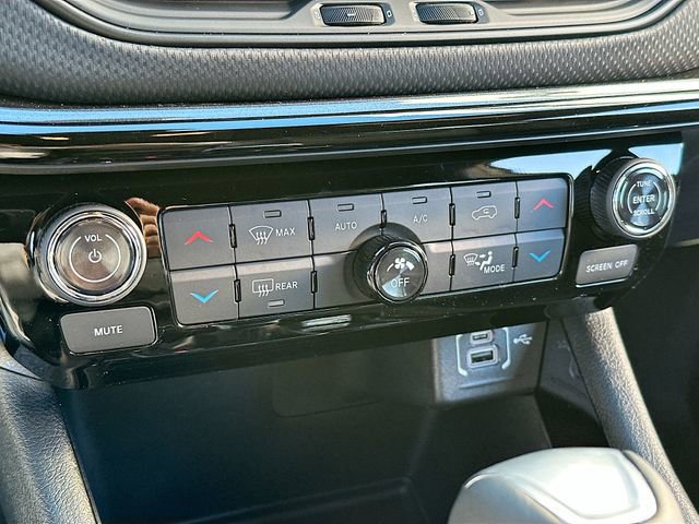 New 2026 Jeep Compass Limited image 16