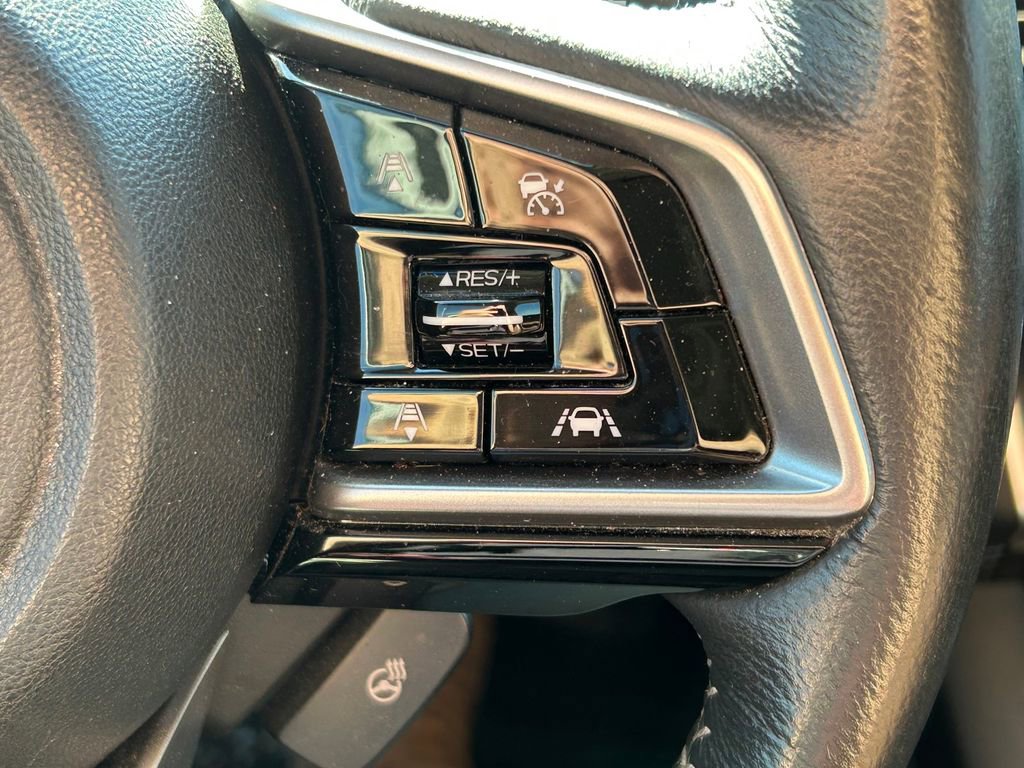 Used 2018 Subaru Outback 3.6R Touring image 38