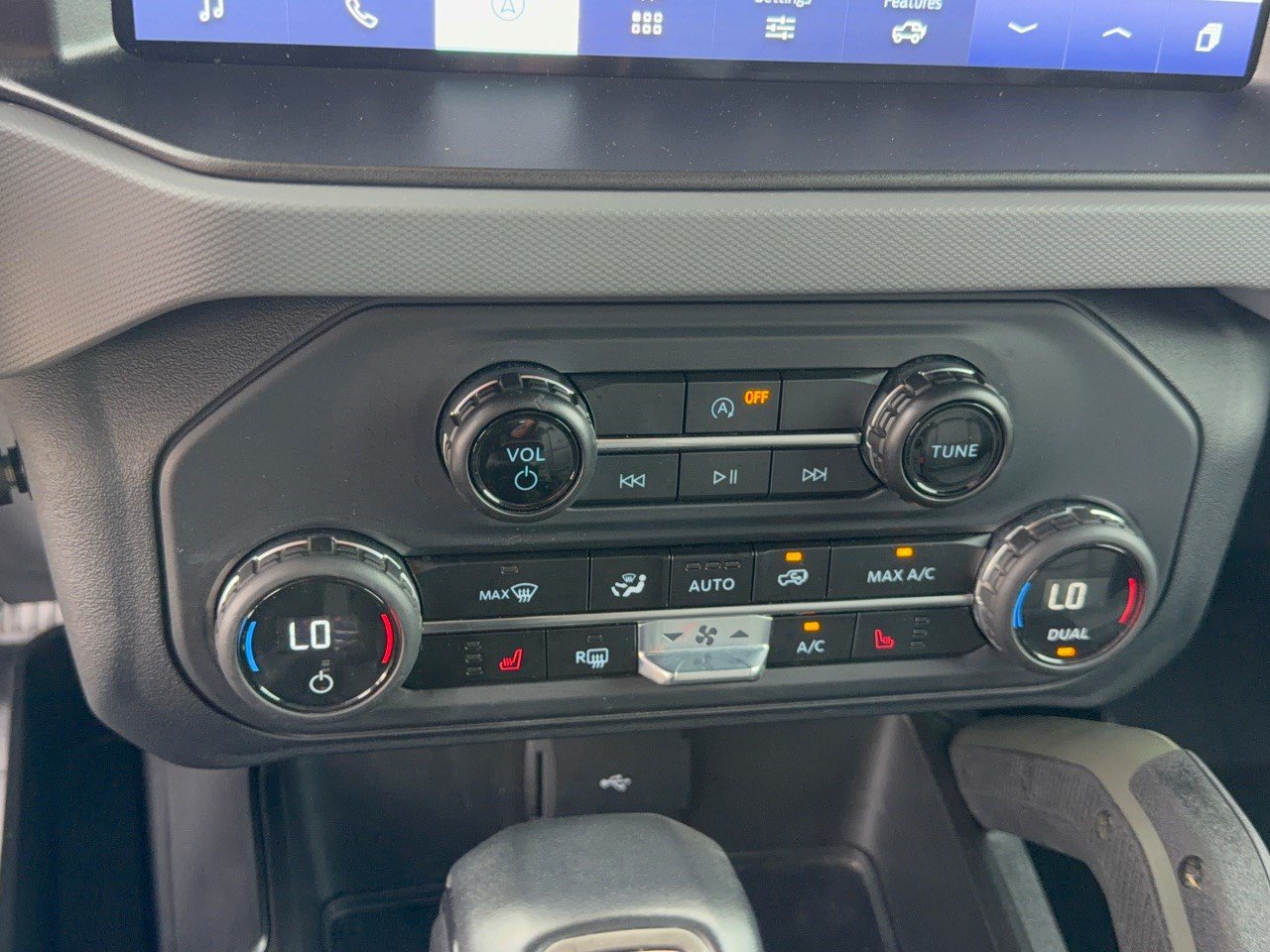 Used 2023 Ford Bronco Everglades AWD/4WD image 22