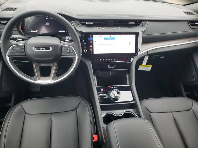 New 2026 Jeep Grand Cherokee Limited w/ Limited Altitude Package AWD/4WD image 13