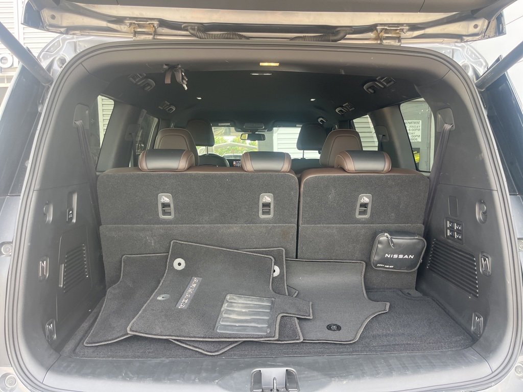 Used 2025 Nissan Armada SL image 29