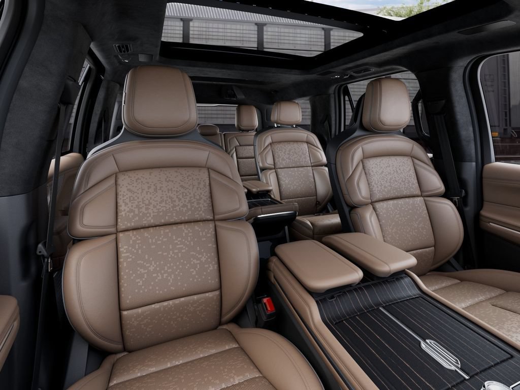 New 2027 Lincoln Navigator Black Label AWD/4WD image 10