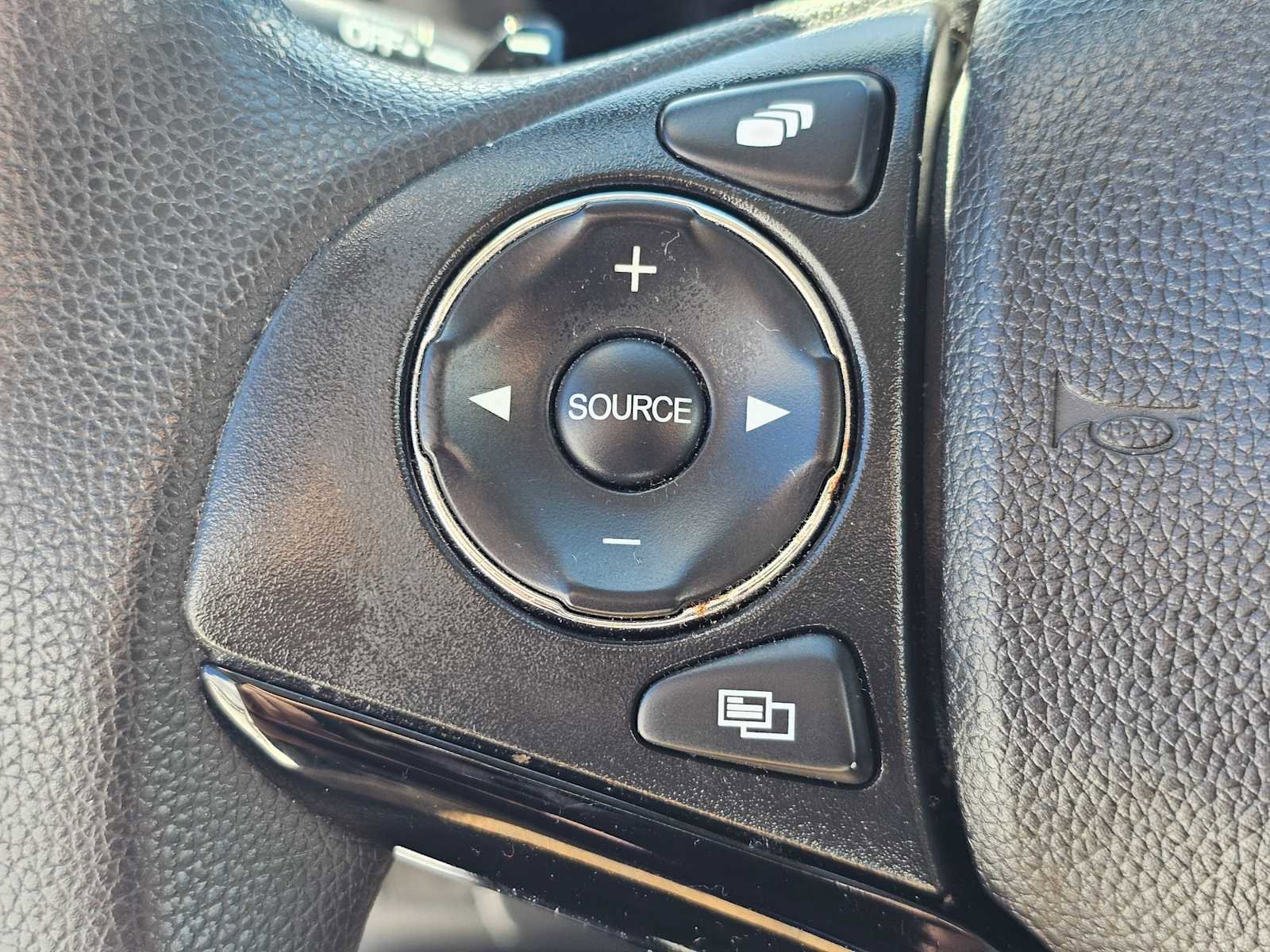 Used 2019 Honda HR-V EX image 27