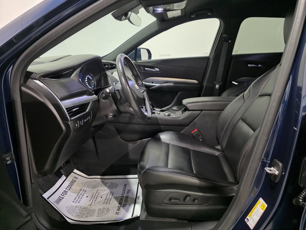 Used 2020 Cadillac XT4 Premium Luxury image 15