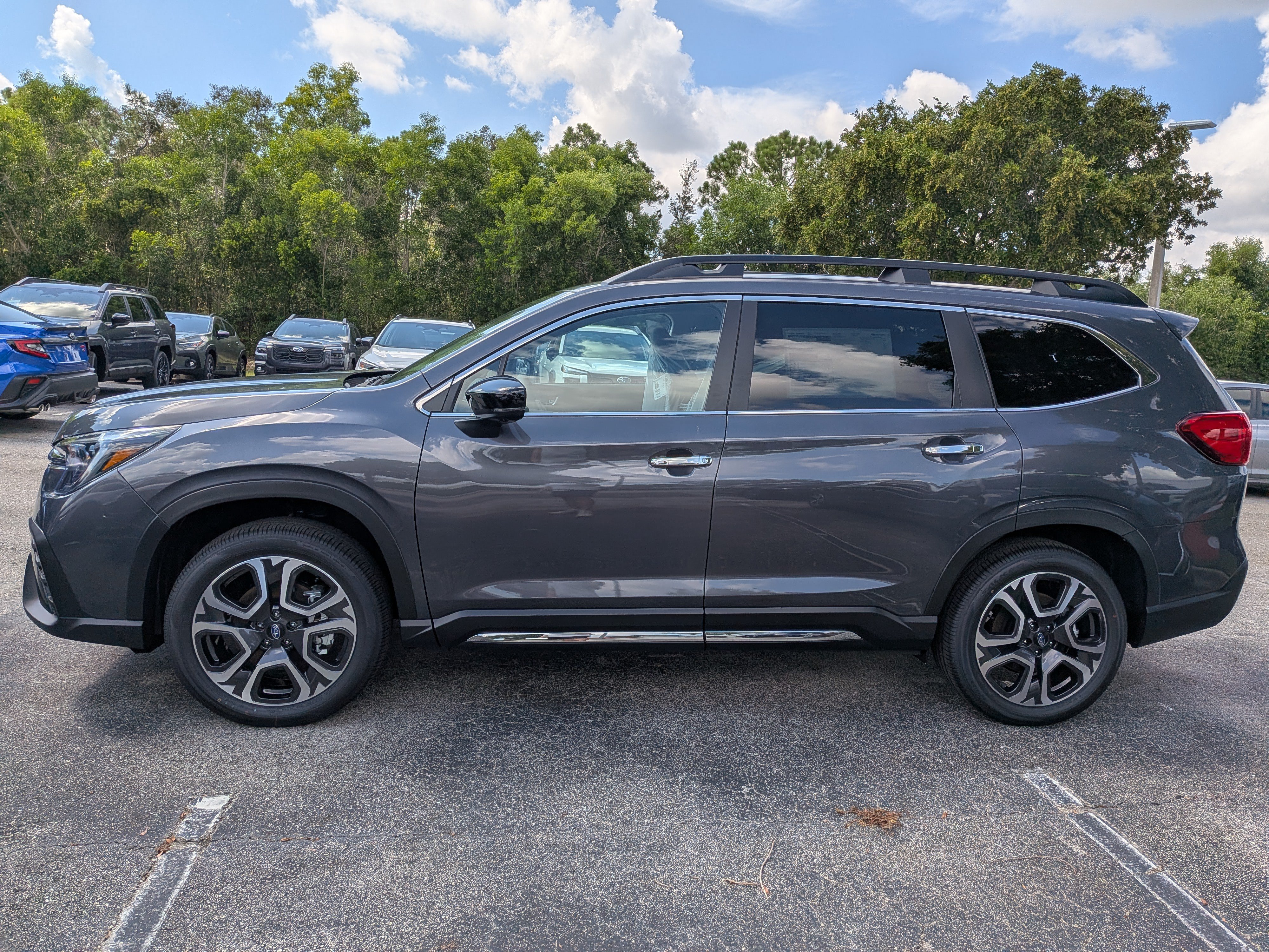New 2026 Subaru Ascent Limited AWD/4WD image 7