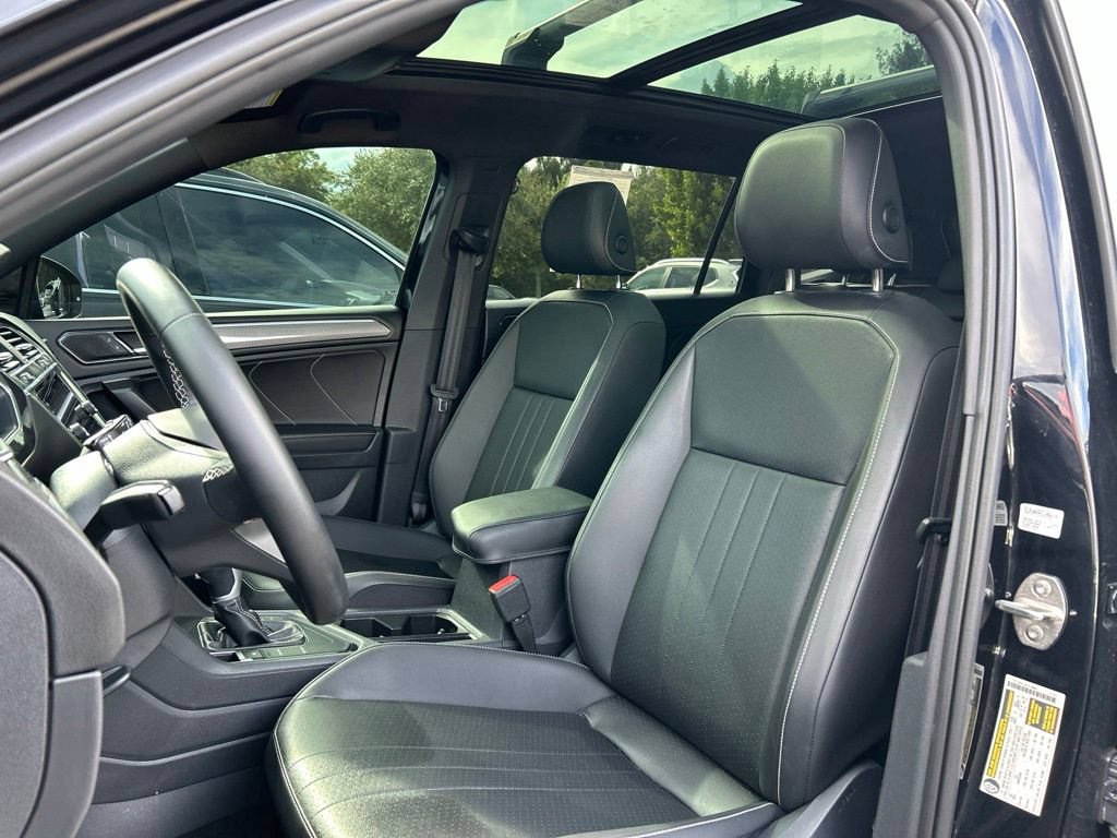Certified 2023 Volkswagen Tiguan SE R-Line FWD image 20