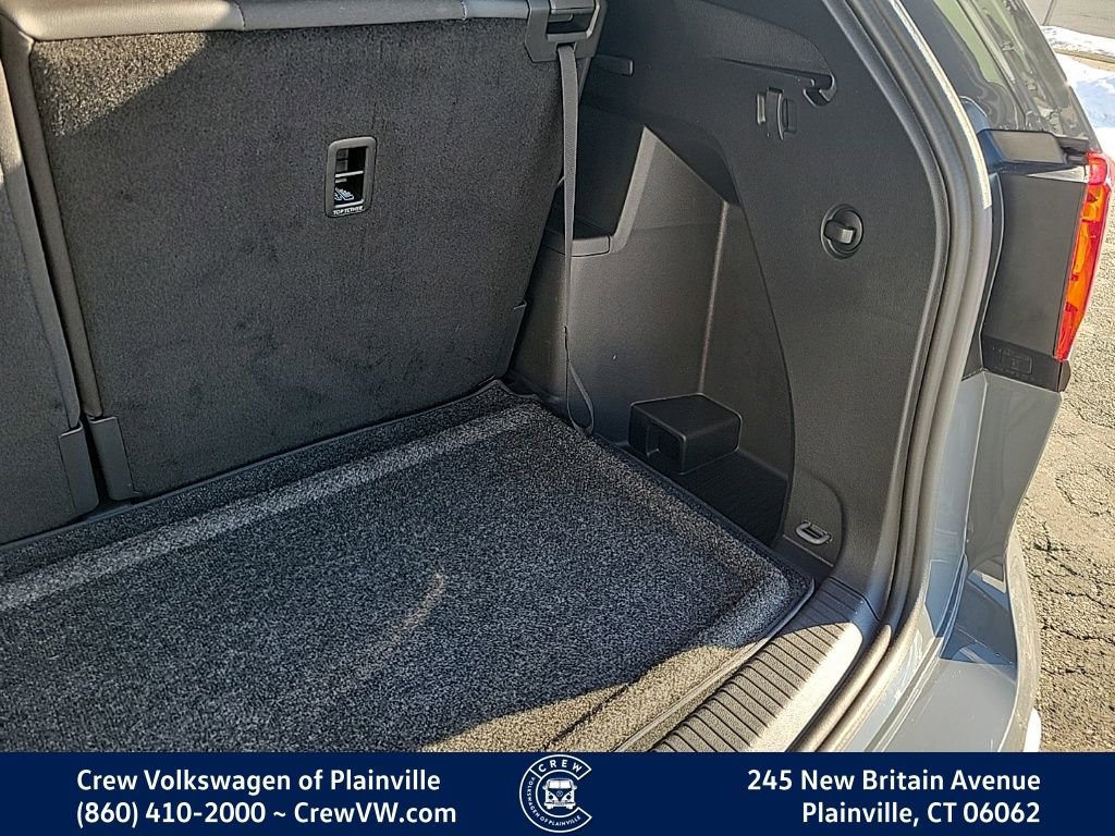 Certified 2025 Volkswagen Atlas Peak Edition SE image 54