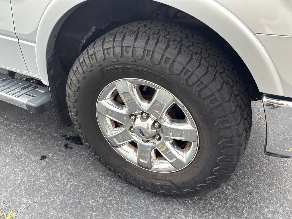 Used 2014 Ford F150 Lariat w/ Lariat Chrome Package AWD/4WD image 27
