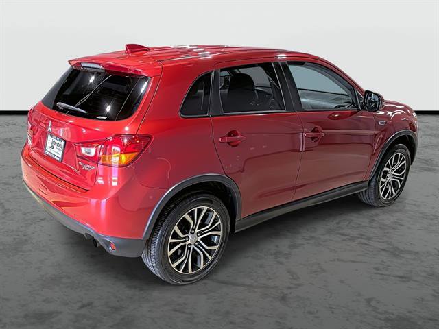 Used 2017 Mitsubishi Outlander Sport ES AWD/4WD image 4