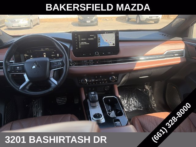 Used 2025 Mitsubishi Outlander SEL FWD image 12