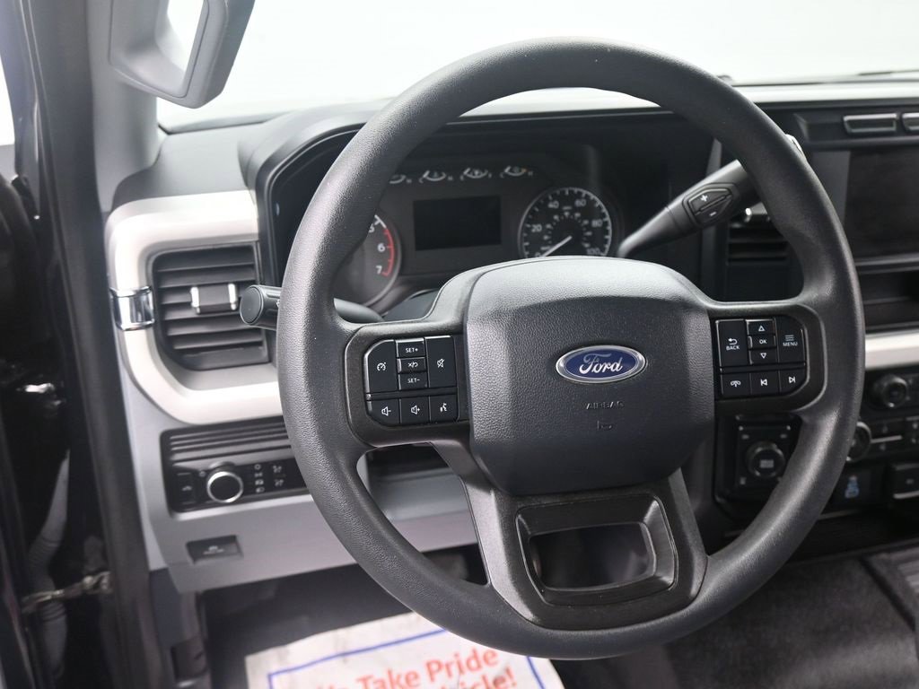 Used 2024 Ford F350 XL w/ FX4 Off-Road Package image 7