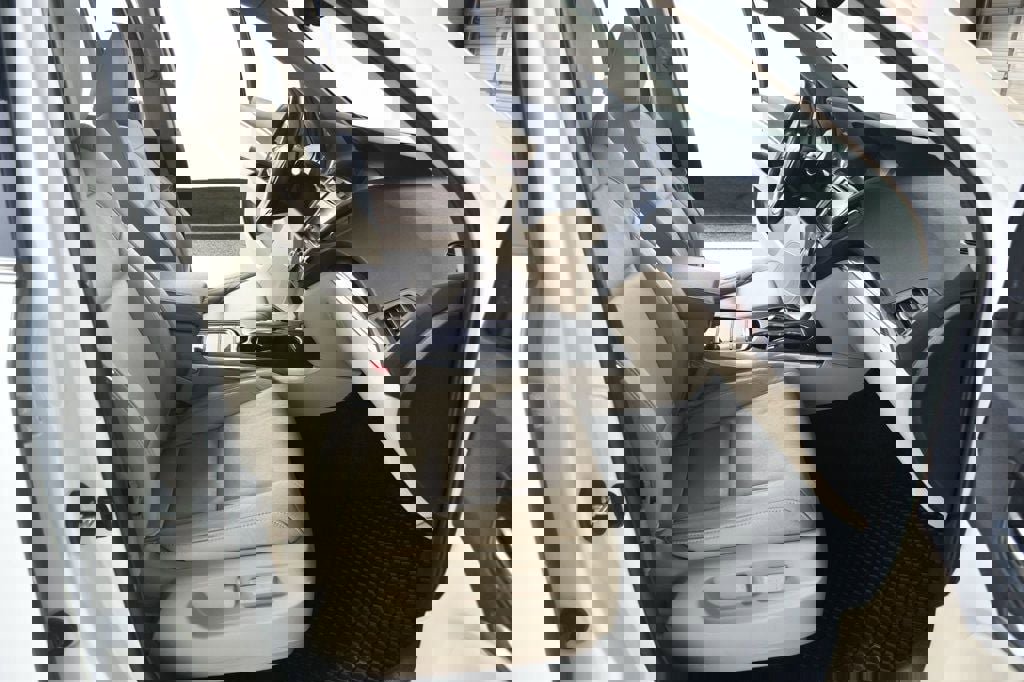 Used 2017 Acura MDX SH-AWD w/ Technology Package image 42