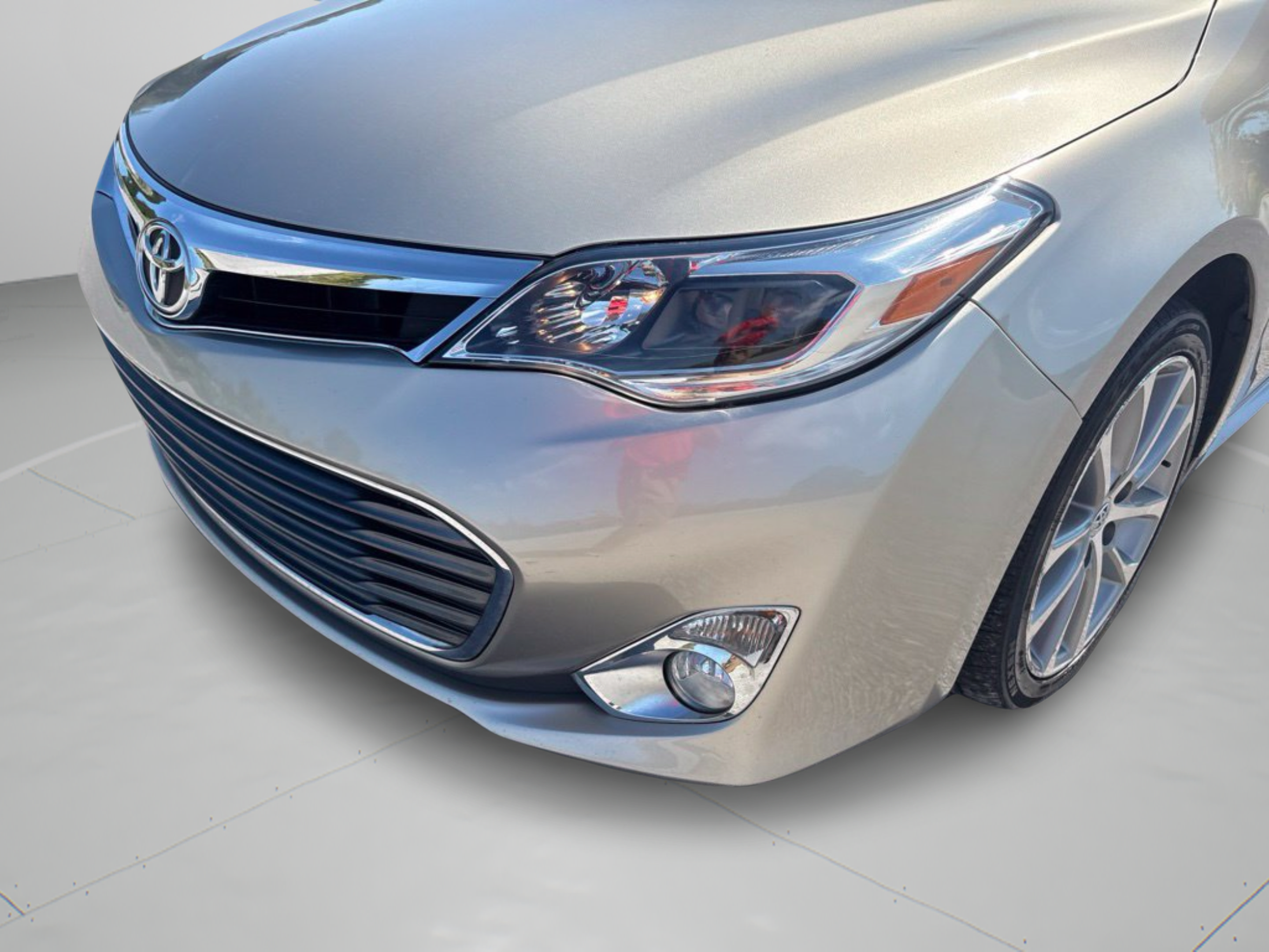 Used 2014 Toyota Avalon XLE Touring FWD image 31
