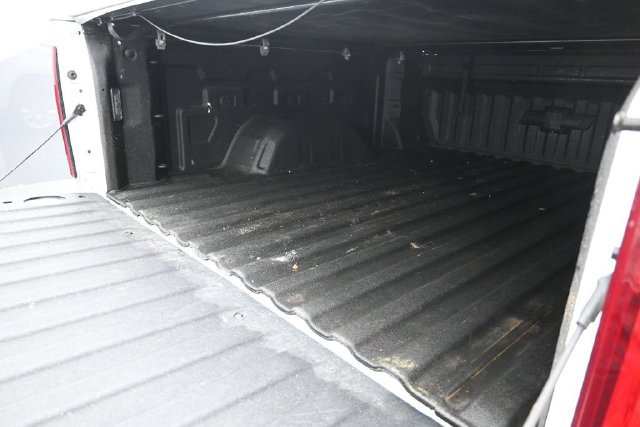 Used 2022 Chevrolet Silverado 1500 Custom w/ Safety Confidence Package AWD/4WD image 19