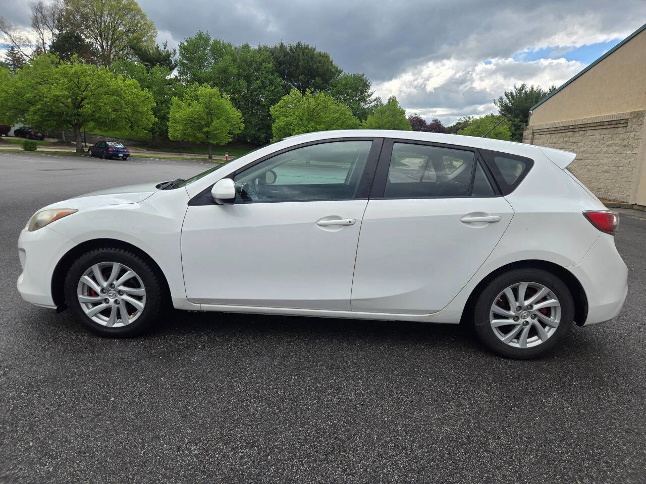 Used 2012 MAZDA MAZDA3 i Touring FWD image 4