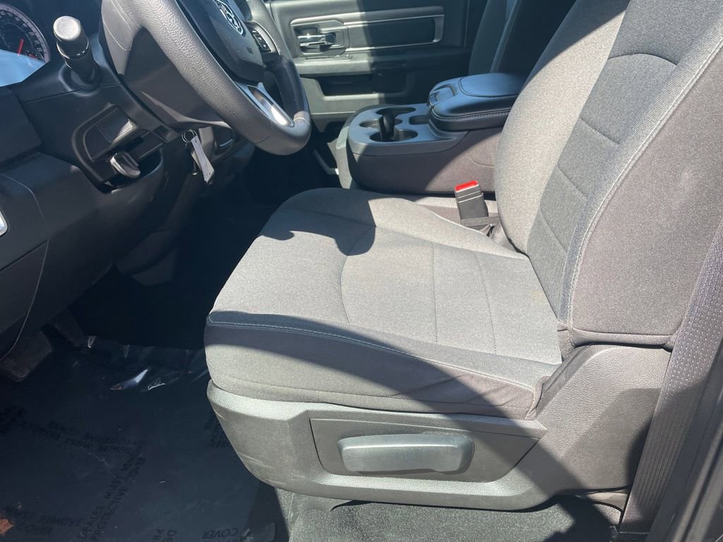 Used 2024 RAM 1500 Classic Warlock image 12