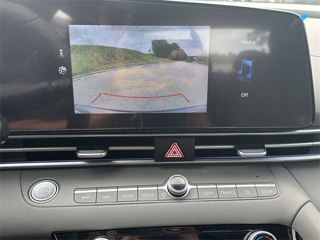 Used 2024 Hyundai Elantra SEL w/ Convenience Package image 32