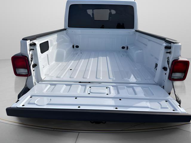 New 2025 Jeep Gladiator Sport image 23
