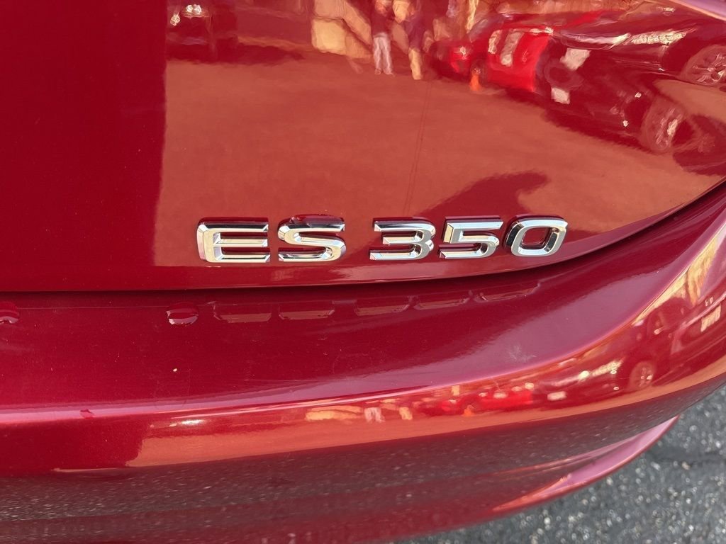 Used 2024 Lexus ES 350 w/ Accessory Package (Z1) image 10