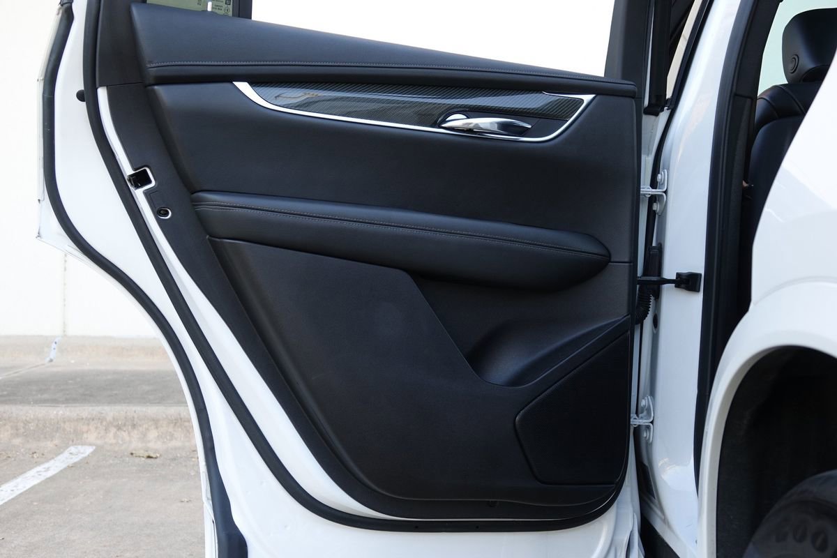 Used 2021 Cadillac XT6 Sport image 38