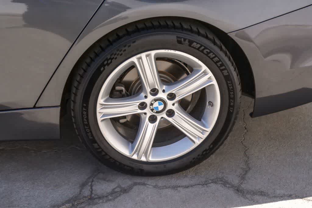 Used 2013 BMW 328i Sedan RWD image 6