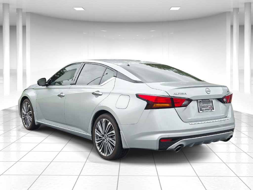 Used 2023 Nissan Altima 2.5 SL FWD image 5