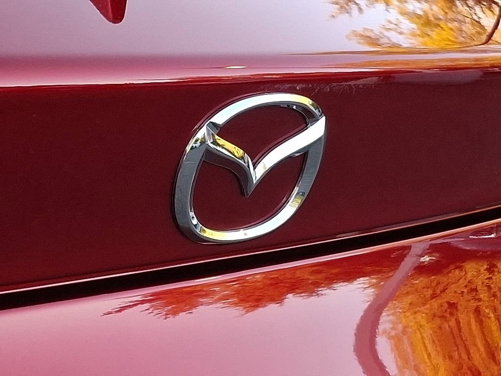 Used 2020 MAZDA MX-5 Miata RF Grand Touring RWD image 28