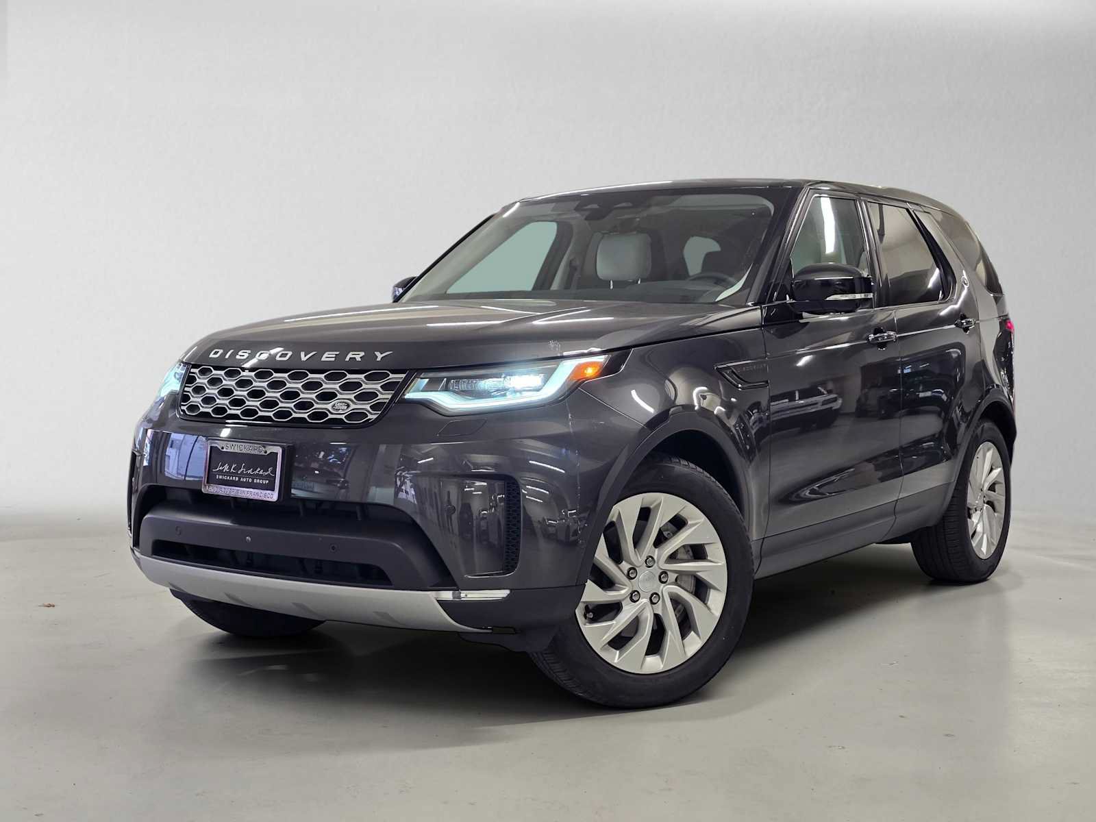 Used 2025 Land Rover Discovery S