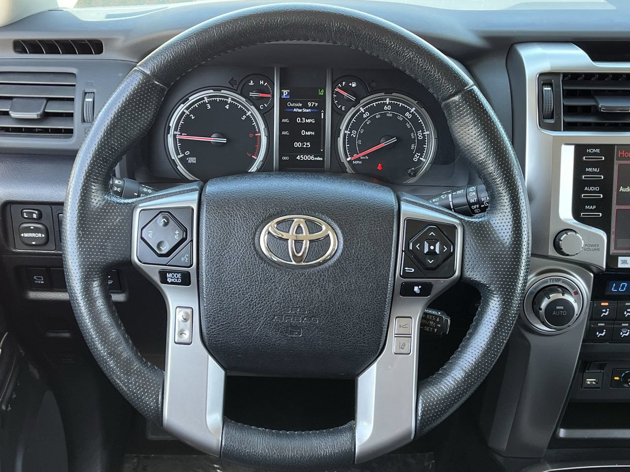 Used 2023 Toyota 4Runner Limited AWD/4WD image 11