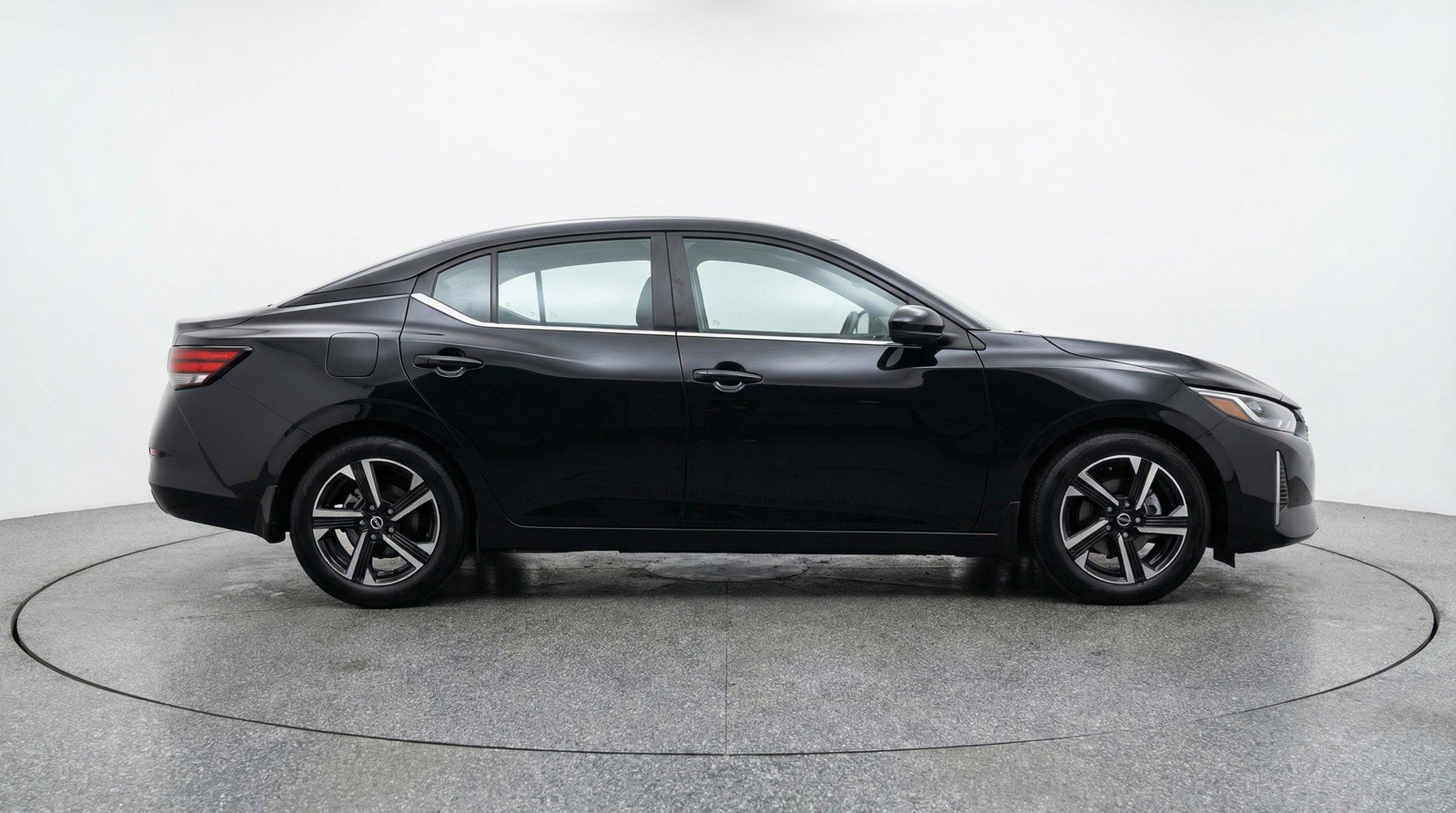 Used 2025 Nissan Sentra SV FWD image 11