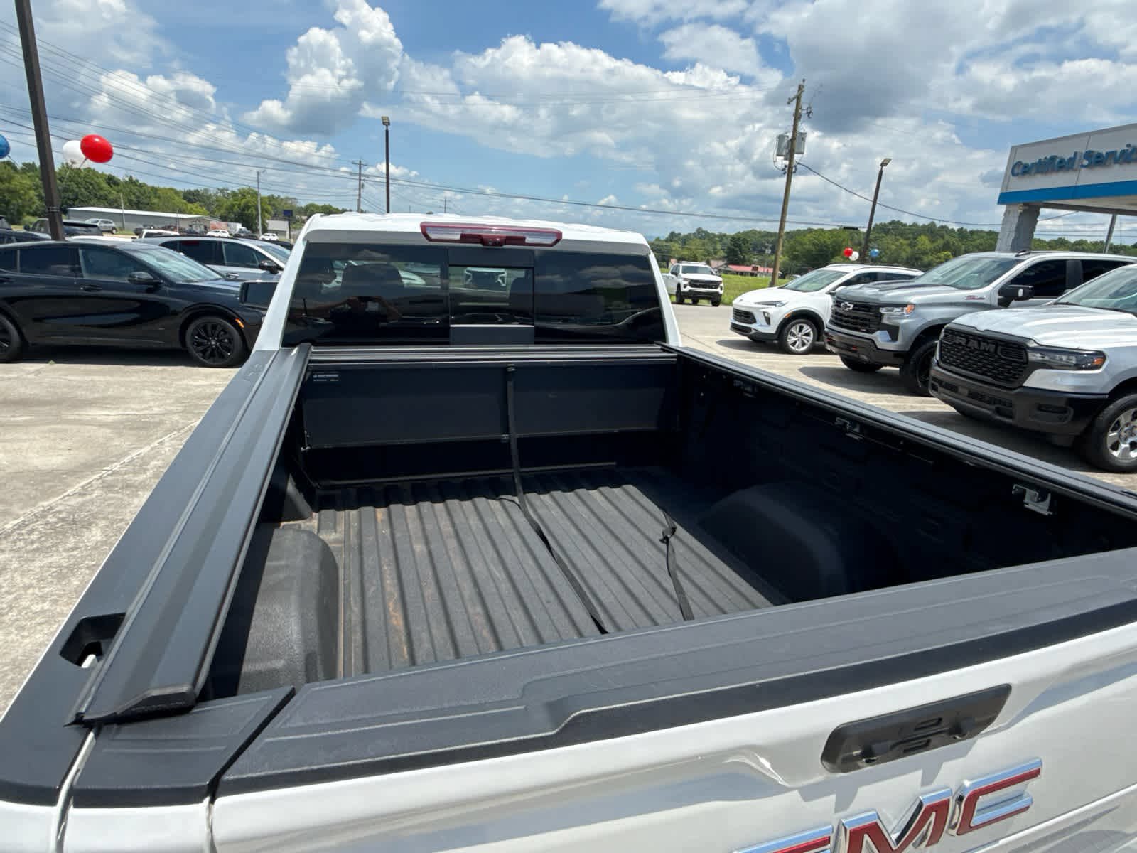 Used 2024 GMC Sierra 1500 Denali w/ Denali Reserve Package AWD/4WD image 5