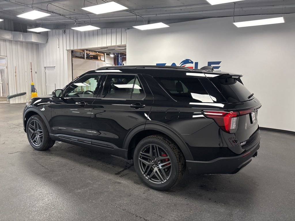 New 2026 Ford Explorer ST-Line AWD/4WD image 7