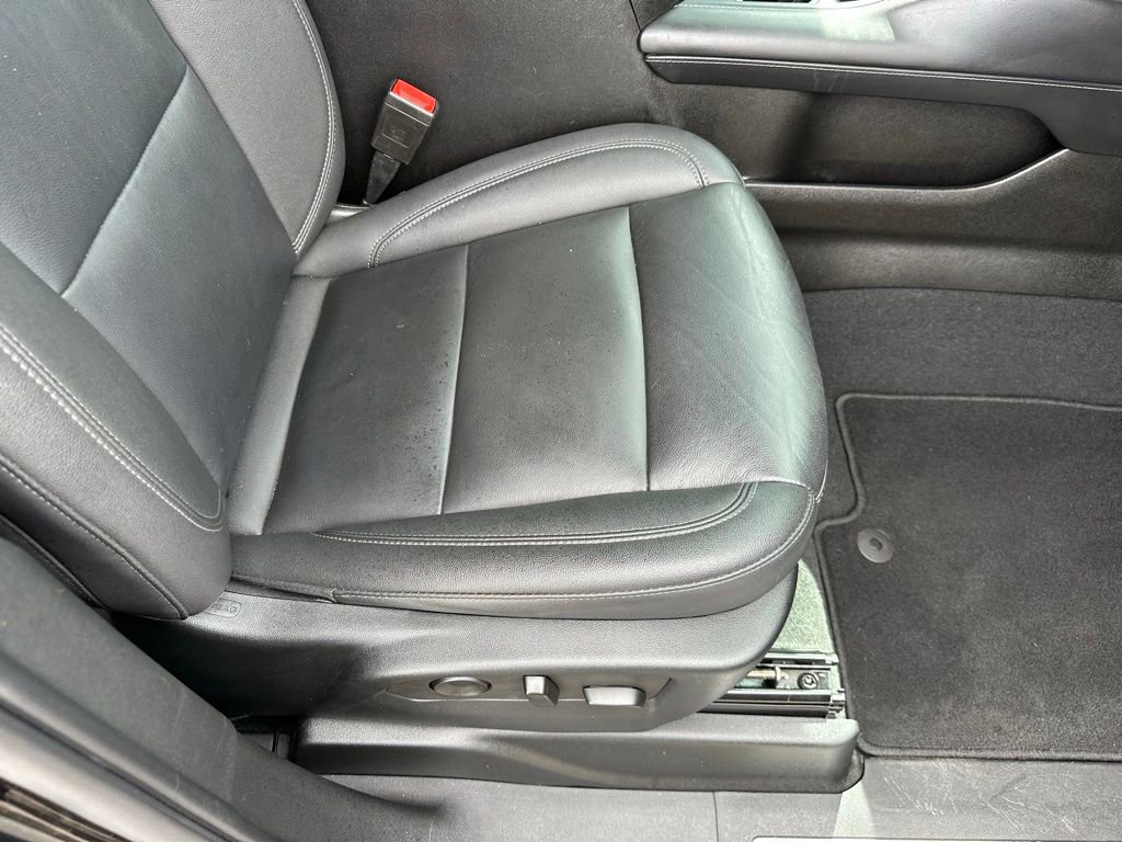 Used 2022 Chevrolet Tahoe LT w/ Luxury Package image 18