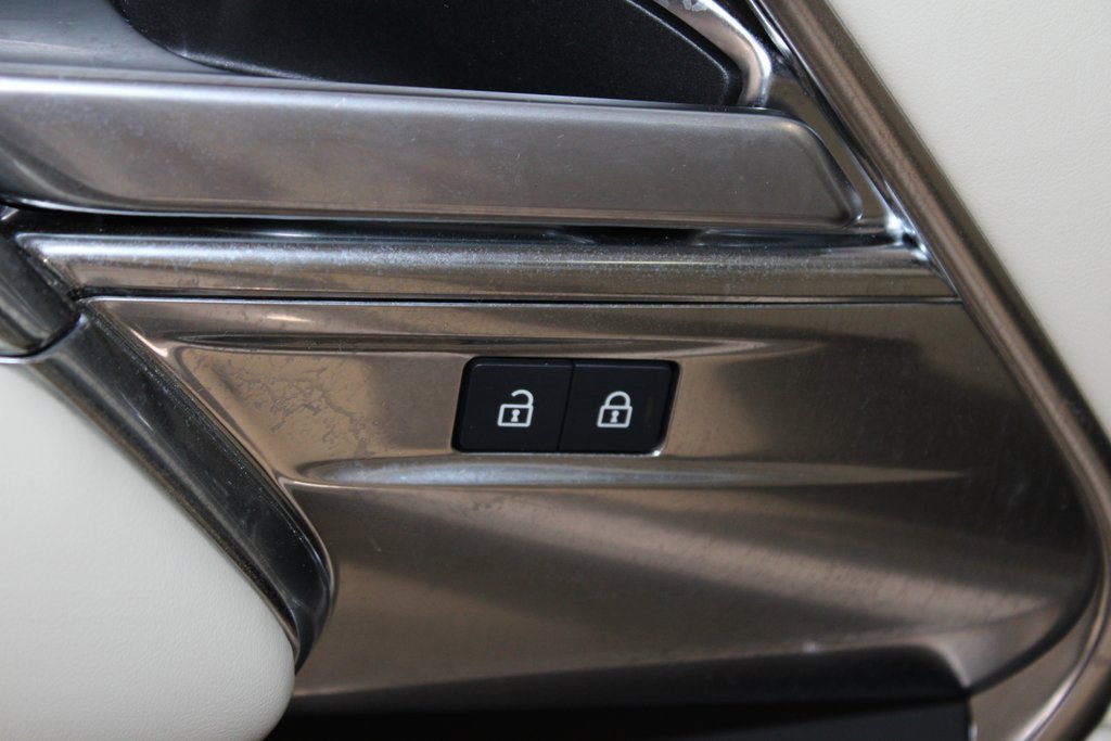 Used 2024 Land Rover Range Rover SE image 10