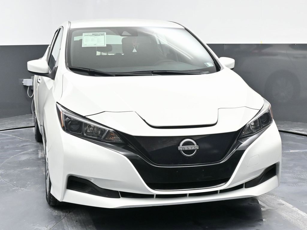 Used 2023 Nissan Leaf S image 4