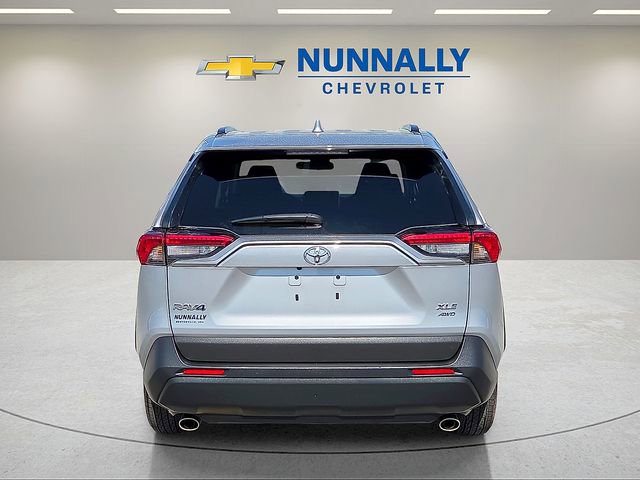 Used 2025 Toyota RAV4 XLE image 4