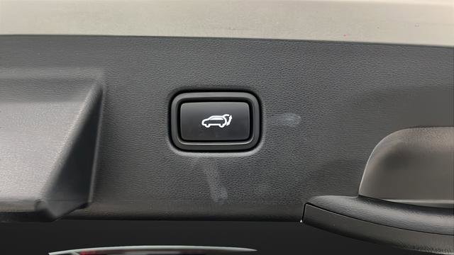 Used 2024 Hyundai Tucson Limited image 32