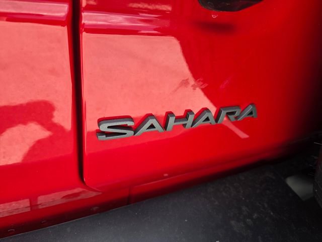 New 2026 Jeep Wrangler Unlimited Sahara AWD/4WD image 12