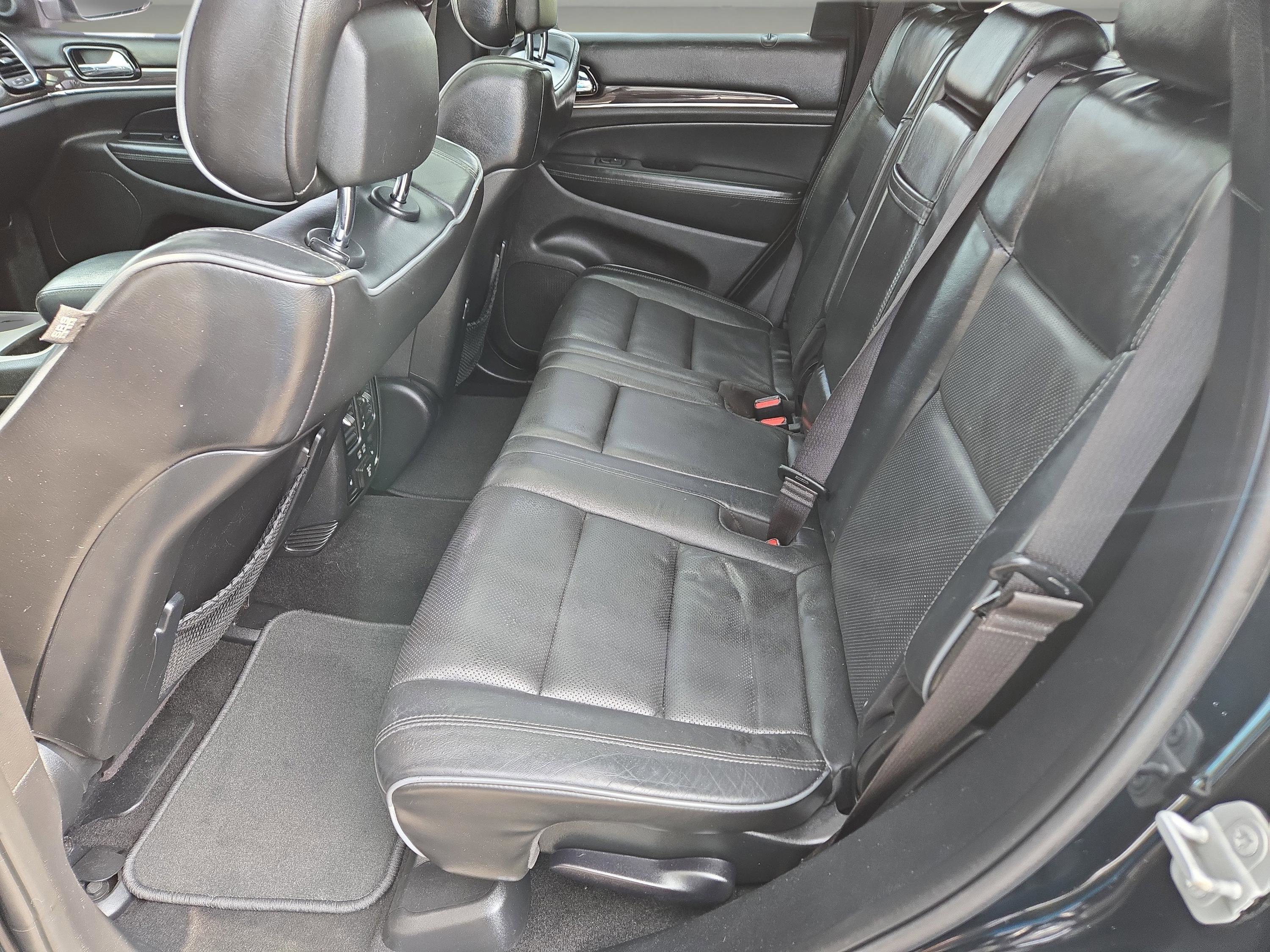 Used 2021 Jeep Grand Cherokee Overland image 14