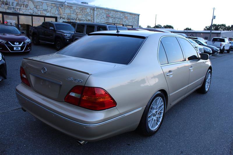 Used 2002 Lexus LS 430 RWD image 7