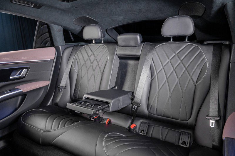 Certified 2023 Mercedes-Benz EQS 580 4MATIC Sedan image 31