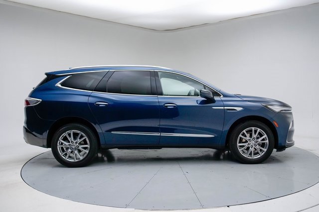 Used 2023 Buick Enclave Essence w/ Experience Buick Package image 14